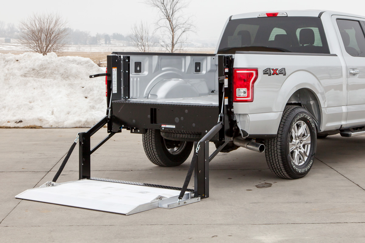2015 Ford F-150 with Tommy Gate G2-Series pickup liftgate